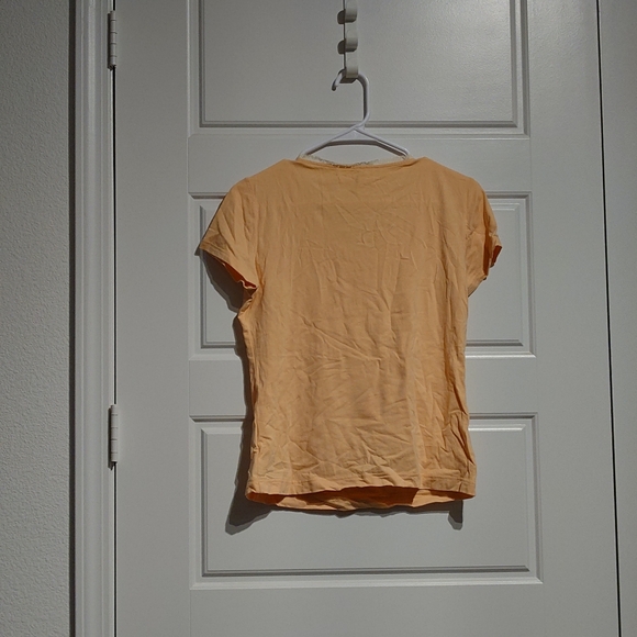 Pearls and lace decorated collar T-shirt - Picture 2 of 5